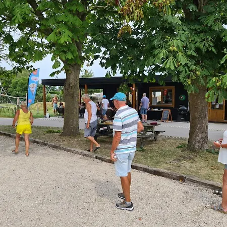582 Op Recreatiepark De Wielen Sint Maarten