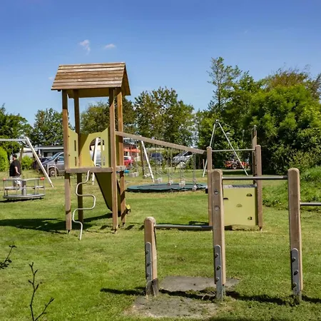 582 Op Recreatiepark De Wielen 샬레 *