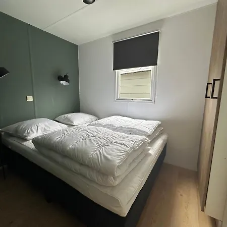 Alpesi faház 582 Op Recreatiepark De Wielen