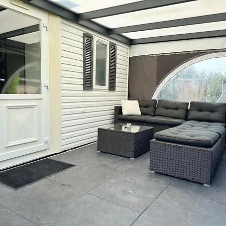 582 Op Recreatiepark De Wielen Alpesi faház *