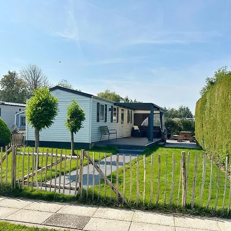 Alpesi faház 582 Op Recreatiepark De Wielen *