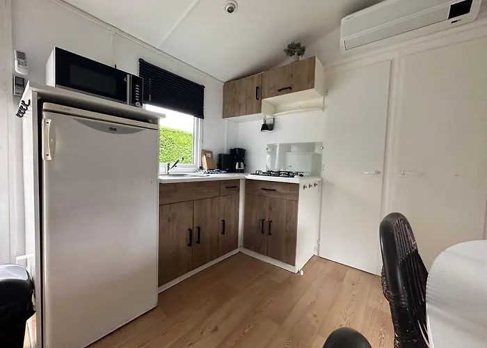 Alpstuga 582 Op Recreatiepark De Wielen *