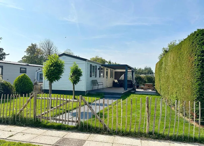 Alpstuga 582 Op Recreatiepark De Wielen *